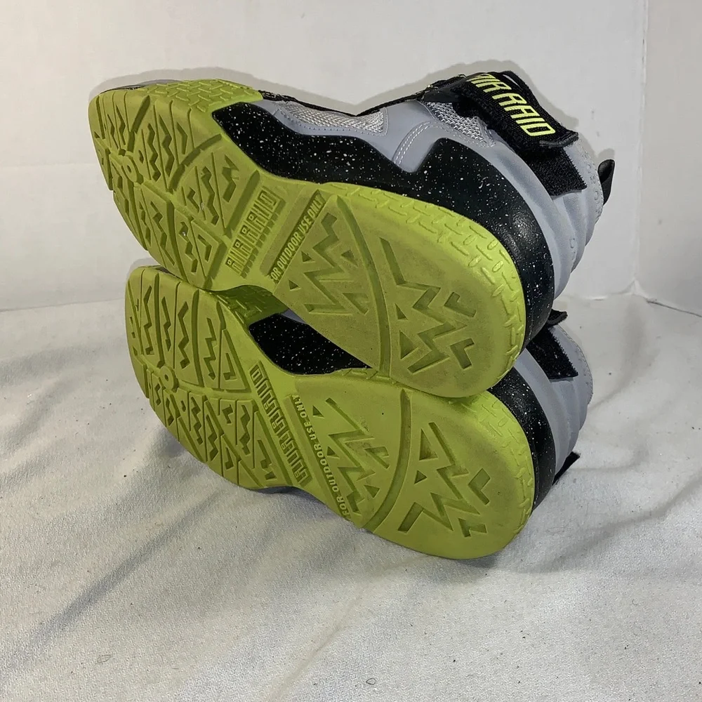Nike Men’s Air Raid ‘Venom’ Sneakers - Gray and Yellow